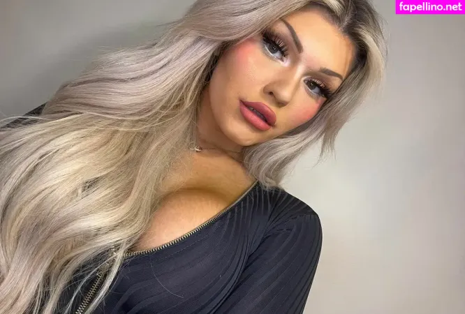 Mayakellzz OnlyFans Thumbnail #IOlFA4gwkR