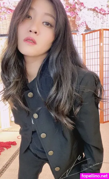 Mayakinbaku OnlyFans Thumbnail #OetesF3dLZ