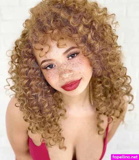 Mayaregiii OnlyFans Thumbnail #sMaBQtXNxw
