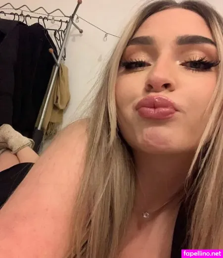 Mayaroseluvv OnlyFans Thumbnail #u0cnjr5eq0