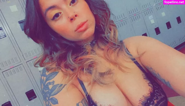 Maybdunnfree OnlyFans Thumbnail #3hy6JbAcgl