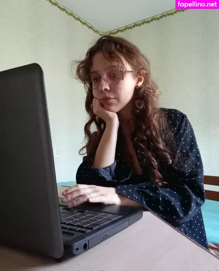 Maycurlygirl OnlyFans Thumbnail #2n94t13tP6