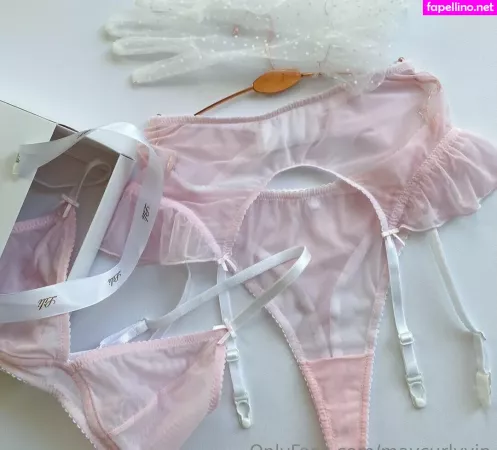 Maycurlyvip OnlyFans Thumbnail #DWJm0CxodO