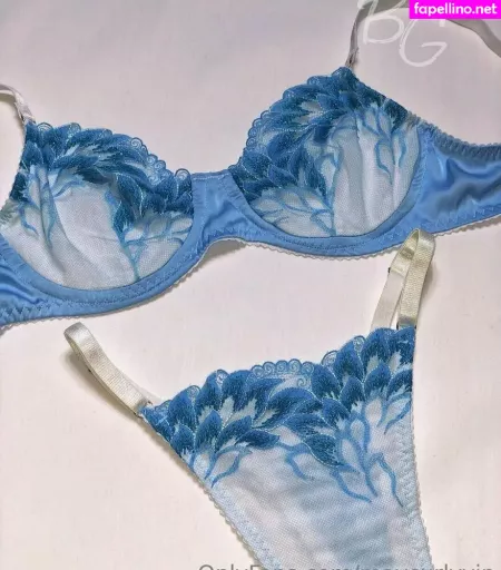 Maycurlyvip OnlyFans Thumbnail #iDiWwI6VIu