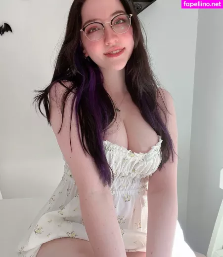 Maydarlingx OnlyFans Thumbnail #lsMqD9WNgV