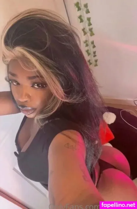 Mayhoekage OnlyFans Thumbnail #rGNODZHDr1