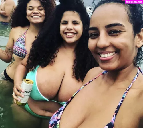 Mayla Coimbra OnlyFans Thumbnail #A3UhRqmWId