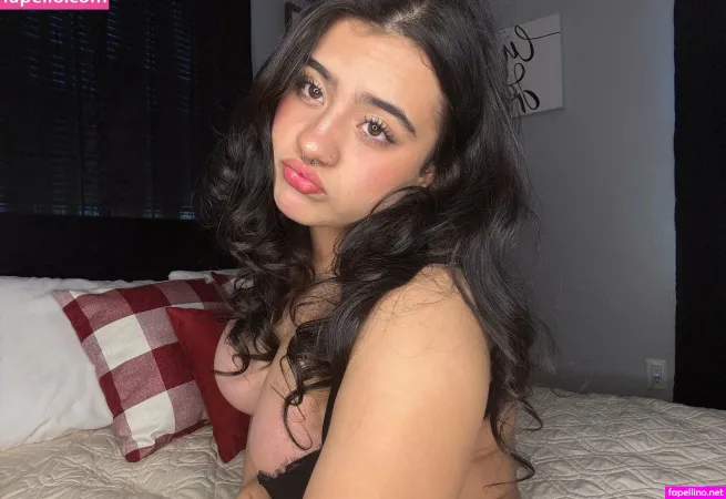 Maylingxoxo OnlyFans Thumbnail #iUMQp6cF7F