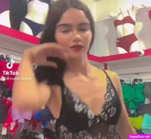 Mayllana Silva OnlyFans Thumbnail #Is3aVIZCkx