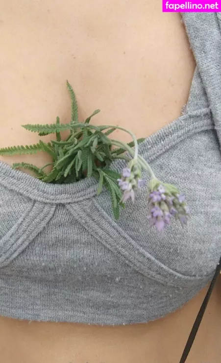 Mayllie OnlyFans Thumbnail #YUQOn3EHTN