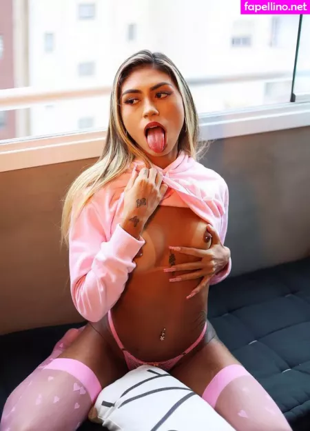 Mayra Marcele Santos OnlyFans Thumbnail #cRTNTjFa6X