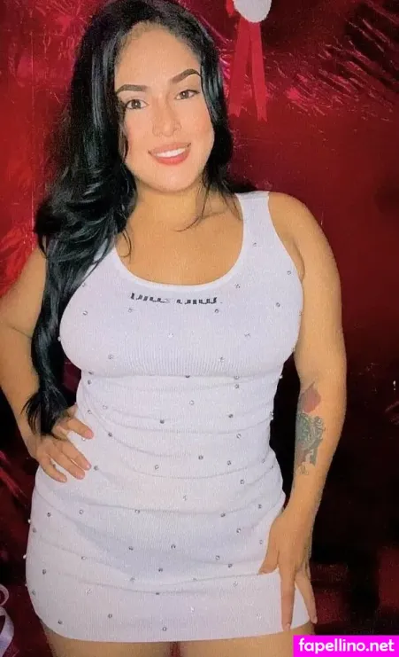 Mayra2005 OnlyFans Thumbnail #C14sr0v3OG