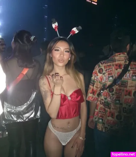 Maysnow Liu OnlyFans Thumbnail #yIeWOkQo35