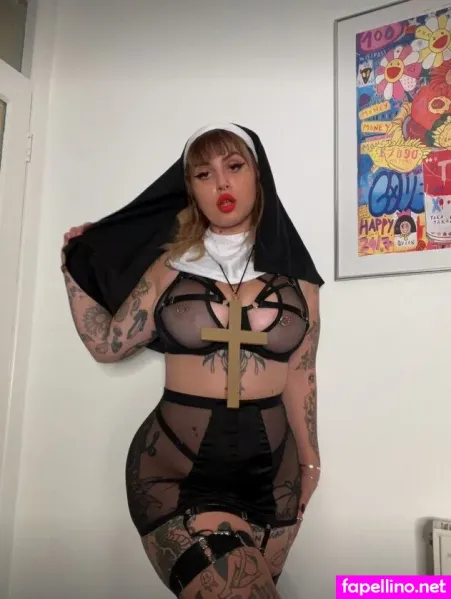 Maz Crystal Main Profile Photo