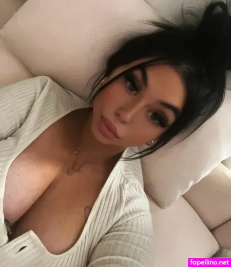 Mbou OnlyFans Thumbnail #4pml1AyEda