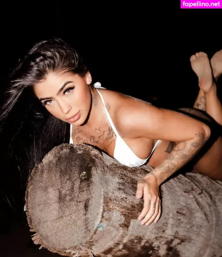 Mc Mirella 1 OnlyFans Thumbnail #mplURrnPgw