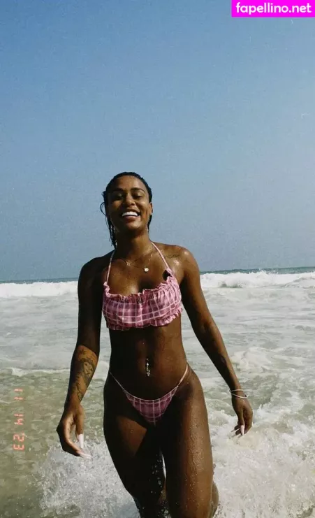 Mc Rebecca OnlyFans Thumbnail #6smq4aL5YT