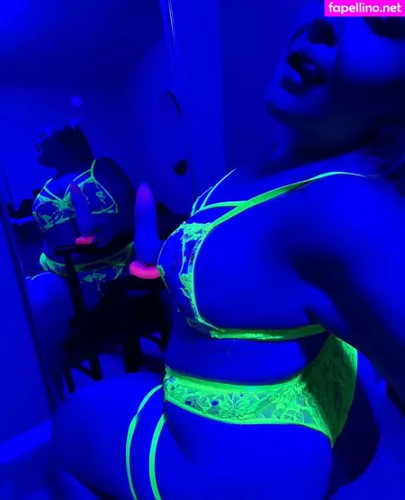 Mcjigglezzz 1 OnlyFans Thumbnail #04iNuXZJLz