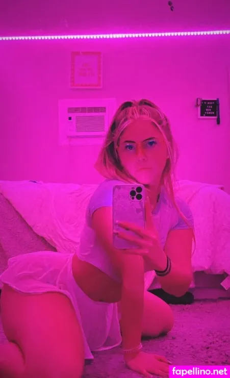 Mckennuuh OnlyFans Thumbnail #AU8KctWO58