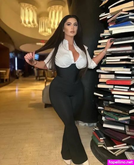 Mckinsleymonet OnlyFans Thumbnail #Zcdn8iXNHd