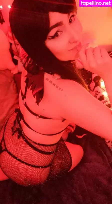 Mclovinnteases OnlyFans Thumbnail #NNFcfKKWCq