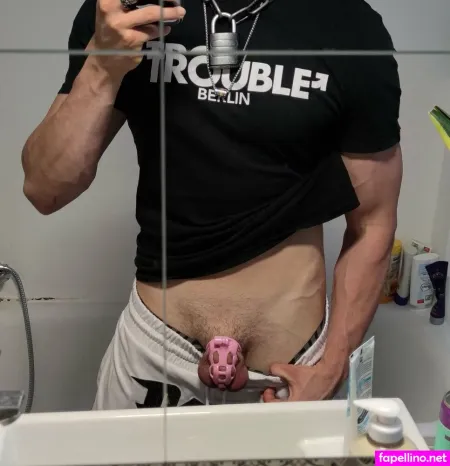 Me But Naked OnlyFans Thumbnail #2TcmcC1Zzl
