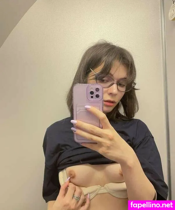 meddiethayer, mia_andersonn Nude Leaked OnlyFans Photo #SUbp05TuIt