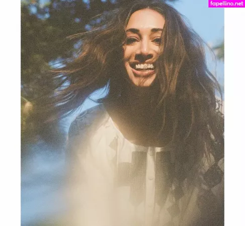Meaghan Rath OnlyFans Thumbnail #1gOZGpdzJ3