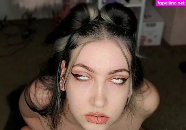 Meaghanisdead69 OnlyFans Thumbnail #bDEBY3Ec4G