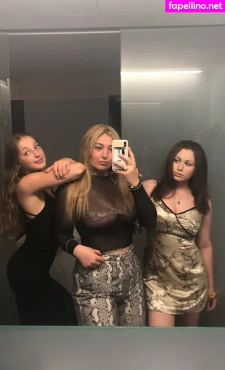 Meakelena OnlyFans Thumbnail #A5wyHV3Dh5