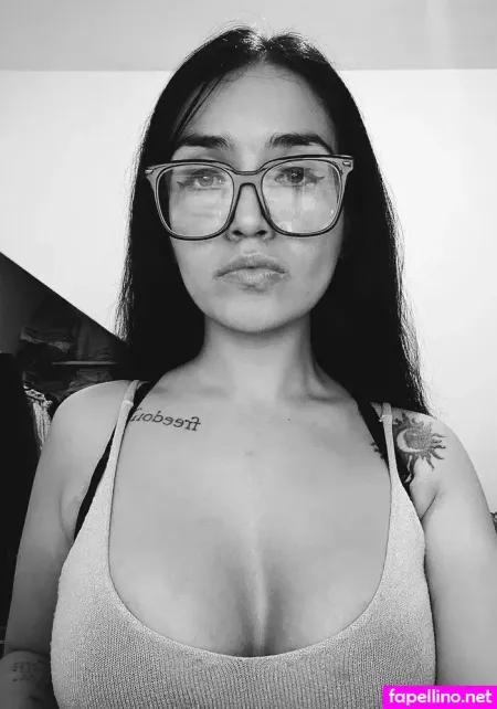 Media Veronica OnlyFans Thumbnail #n9lI3aeV96