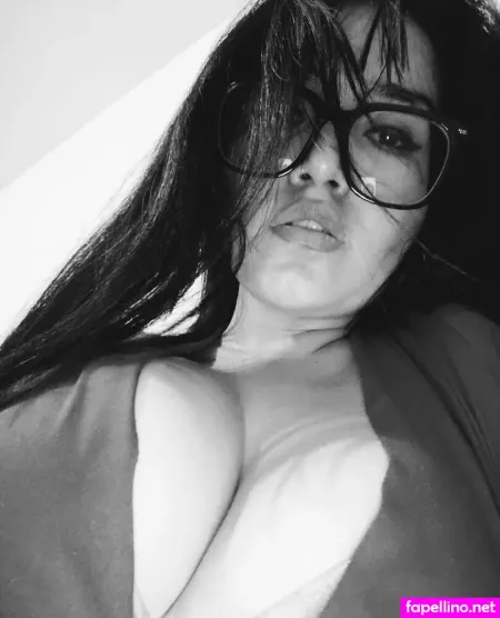 Mediaveronica10 OnlyFans Thumbnail #0zycyGCDn1