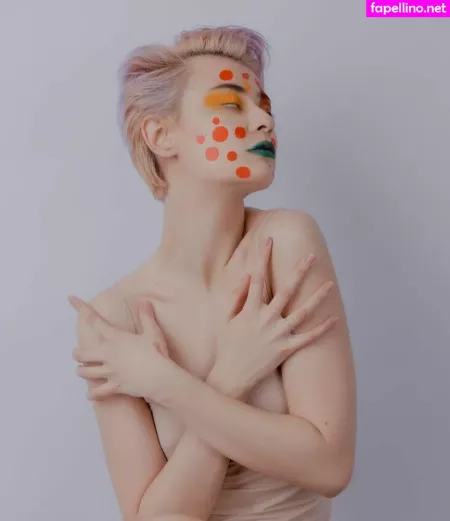 Medina Axunbeyli OnlyFans Thumbnail #0lolJAx0N2