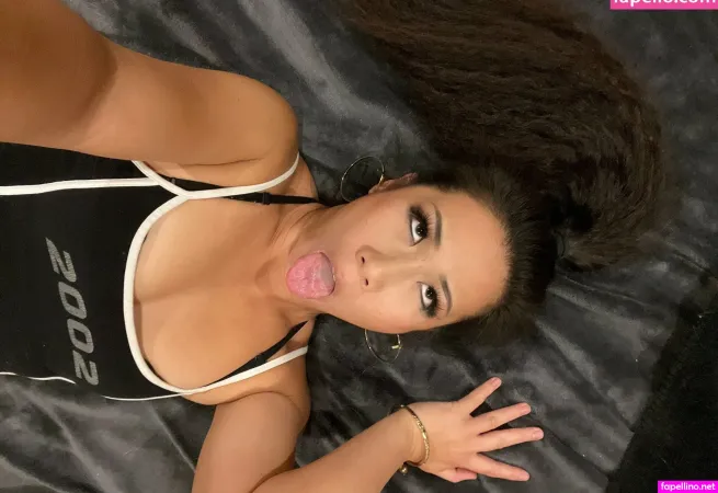 Mediocrewallofchina OnlyFans Thumbnail #LhYh88BbLc