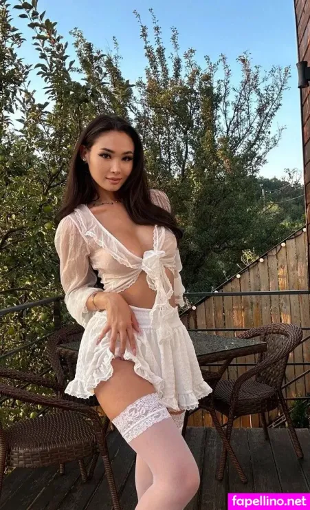 Mee Yung OnlyFans Thumbnail #cAAxrc0XLm