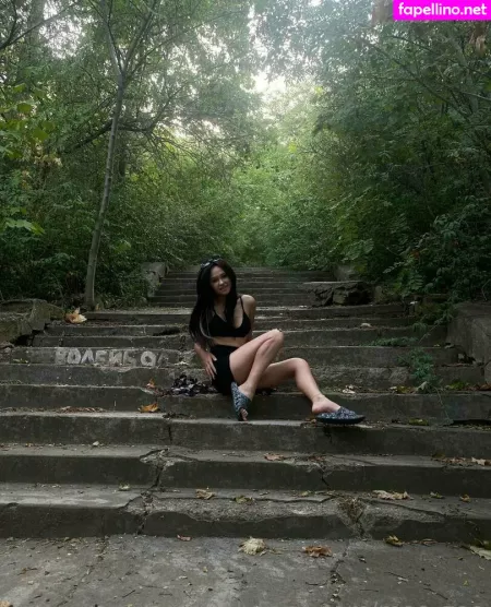 Mee Zee OnlyFans Thumbnail #b1VzLgcO0E