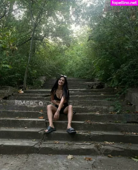 Mee Zee OnlyFans Thumbnail #eAWswlV4xw