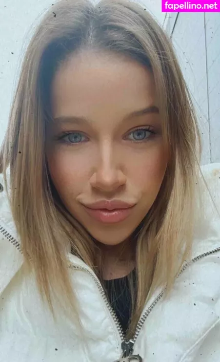 Meelafree OnlyFans Thumbnail #G7VXoWeKyM