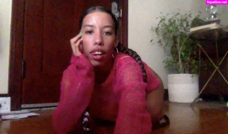 Meelahnaomi OnlyFans Thumbnail #6cf2MCfV3f