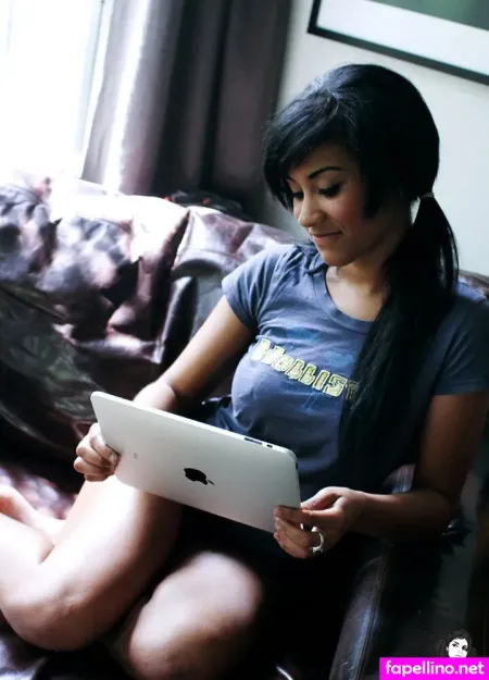 Meelajane OnlyFans Thumbnail #Y1jWqIroxO