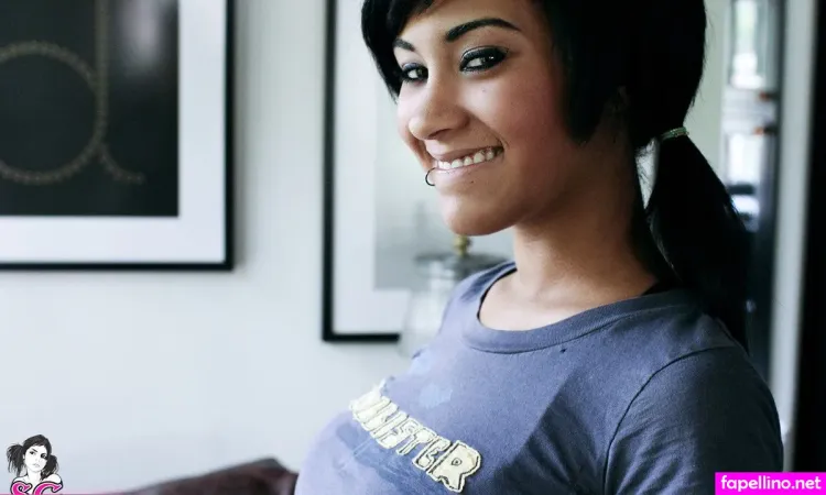 Meelajane OnlyFans Thumbnail #e3H8OvMG7g