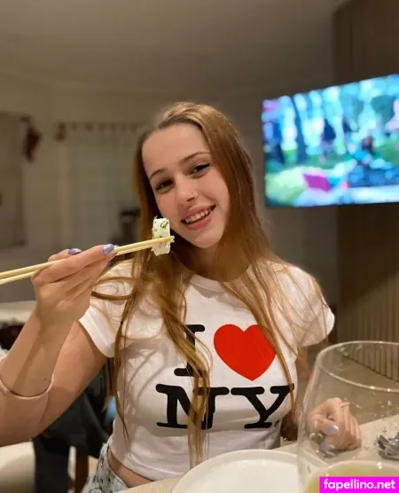 Meelondon OnlyFans Thumbnail #8FCceGu3JG