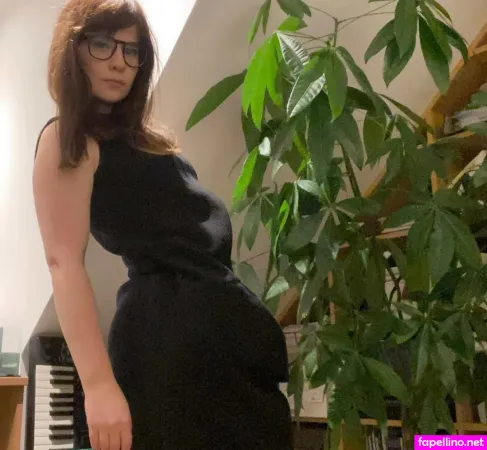 Meemo Comma OnlyFans Thumbnail #7uxCI2KX1O