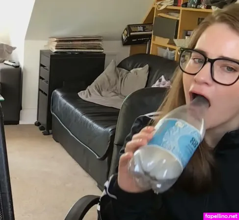 Meemo Comma OnlyFans Thumbnail #BKPTn0GXIk