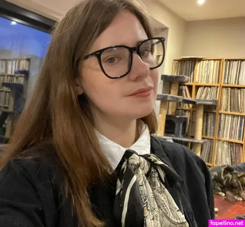 Meemo Comma OnlyFans Thumbnail #TMjaFp7whP