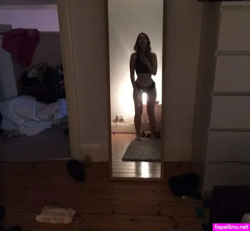 Meemo Comma OnlyFans Thumbnail #Wb9DIw7s7g