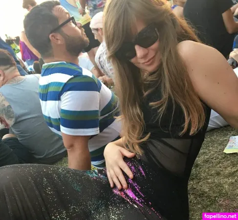 Meemo Comma OnlyFans Thumbnail #gioRAiE7SM