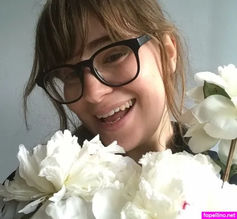 Meemo Comma OnlyFans Thumbnail #mbDIFwCC0H