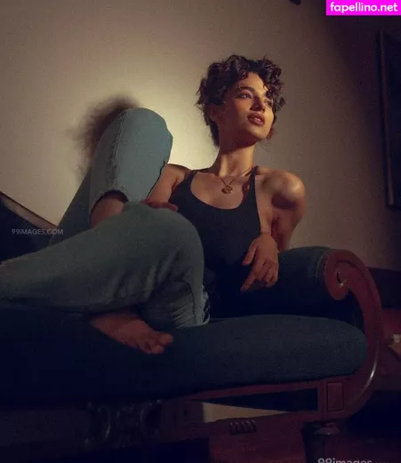 Meenakshi Chaudhary OnlyFans Thumbnail #AG01fIkLng