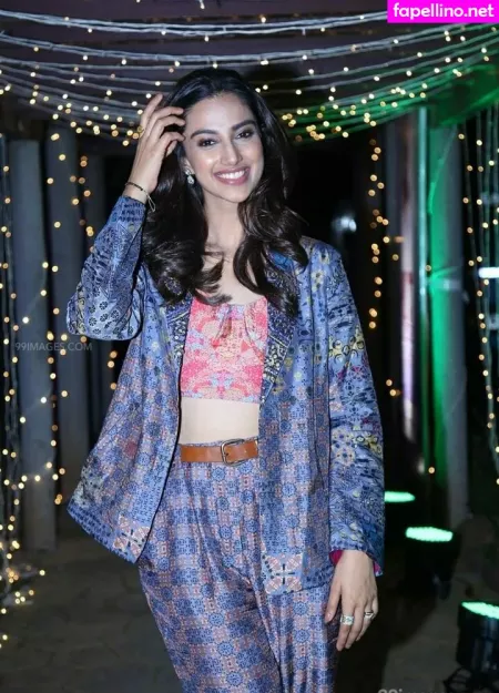 Meenakshi Chaudhary OnlyFans Thumbnail #KfeDymuOTx